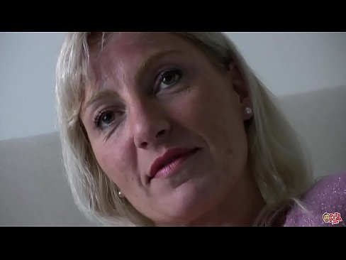 ❤️ Hepimizin becerdiği anne... Hanımefendi, kendinize gelin! ☑ Rus pornosu bize %tr.pornovore.ru